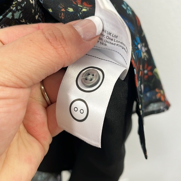 Untuckit Marnie Floral button‎ front Dress size 4 Women’s clothing - Picture 6 of 12